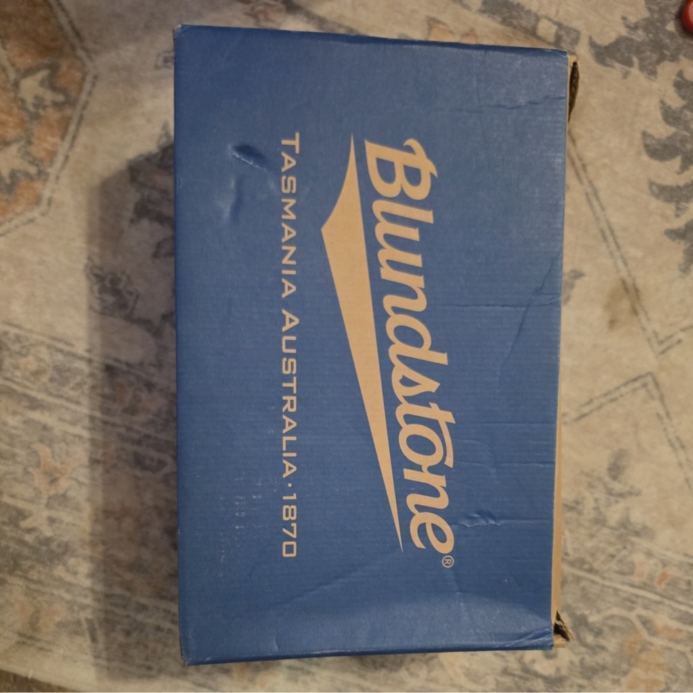 Blundstone 562 Boot | size 6.5 Mens 8.5 Womens Saddle Brown | Authentic New - Picture 2 of 9